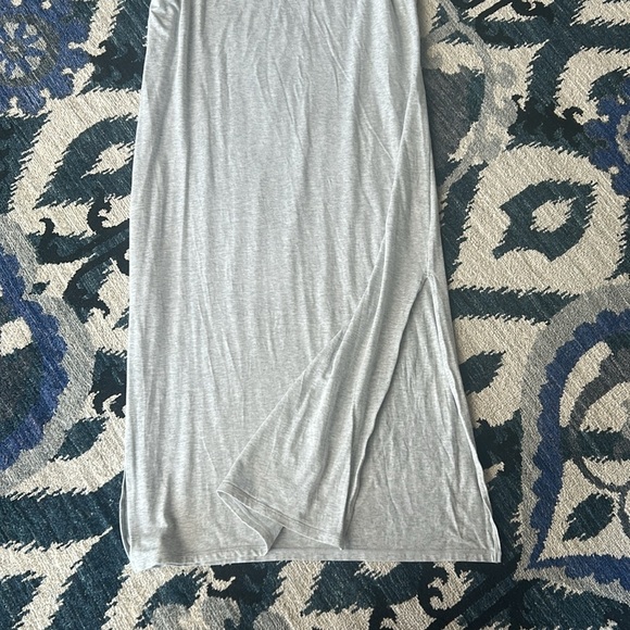 SUMMERSALT Heather Gray Dress with muscle tee sleeves - Picture 4 of 9
